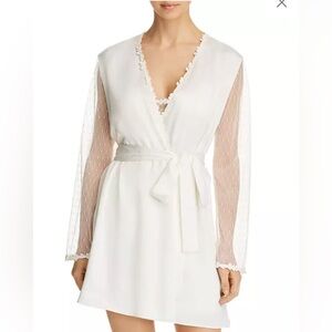 Flora Nikrooz Showstopper Charmeuse CoverUp Robe Bridal Wedding FREE Lulus Slip